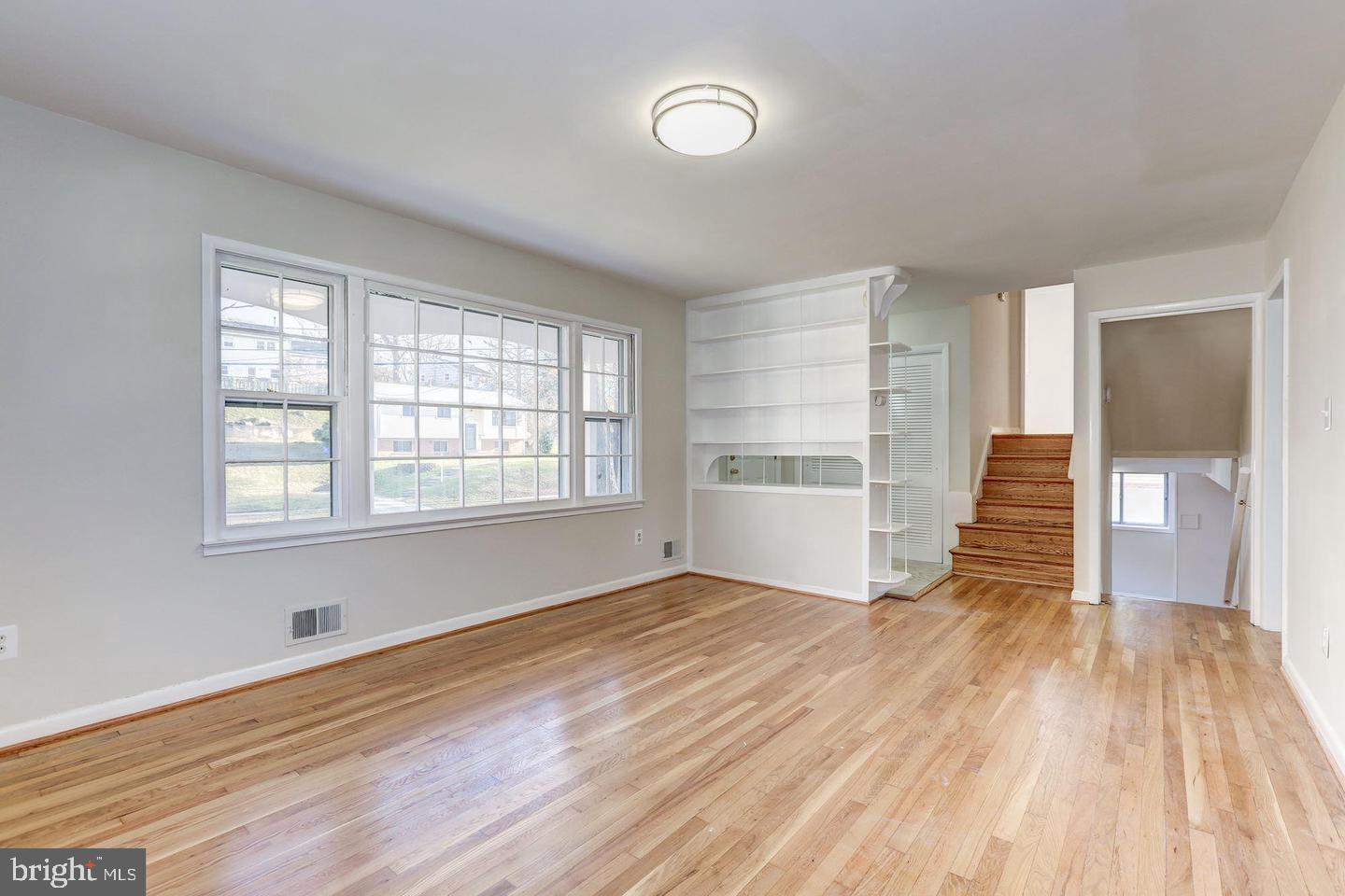 ASPEN HILL PARK - Residential Lease