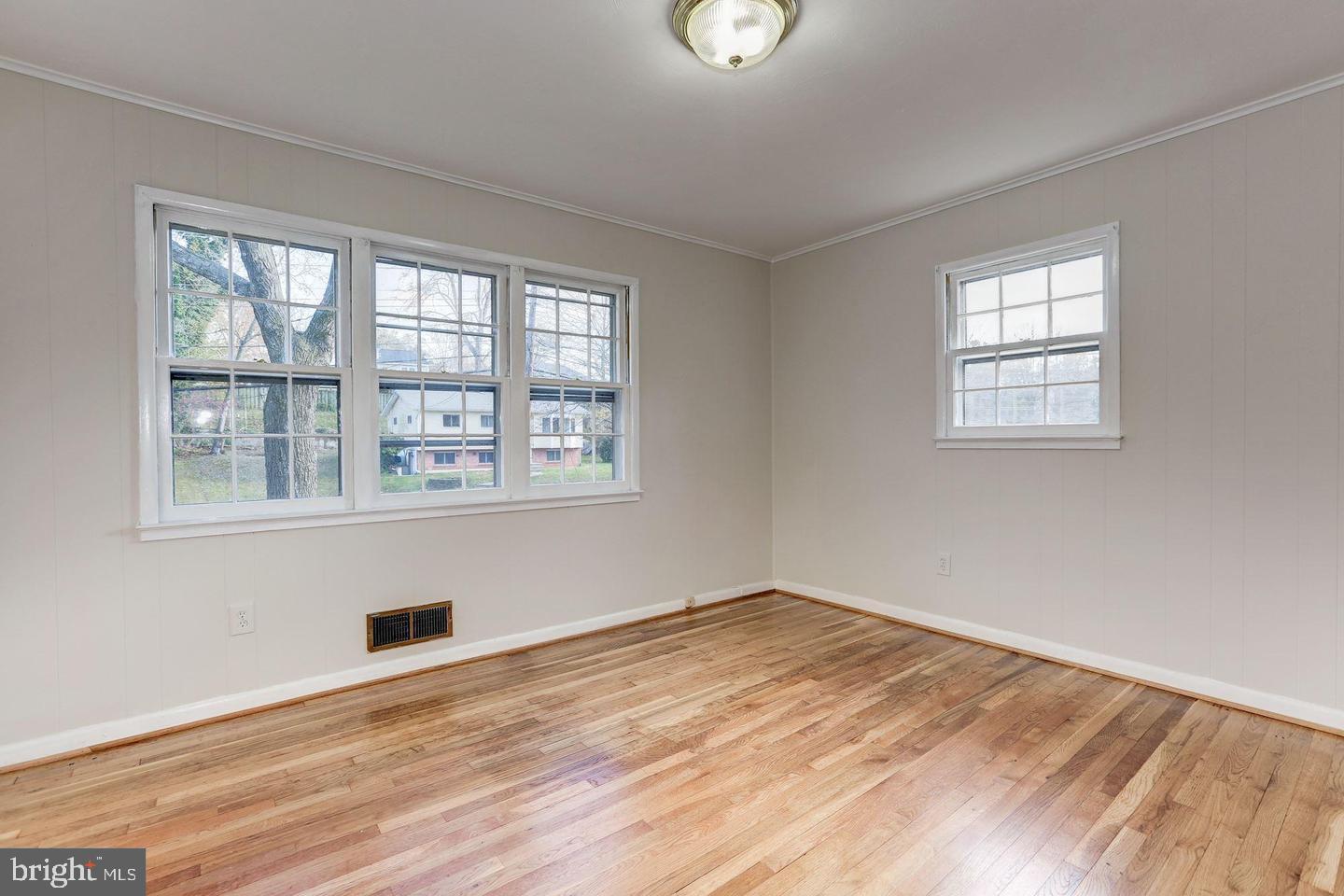 ASPEN HILL PARK - Residential Lease