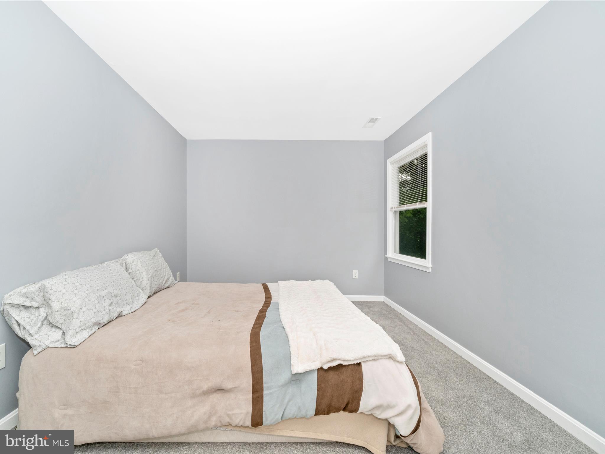 WHITE OAKS - Residential