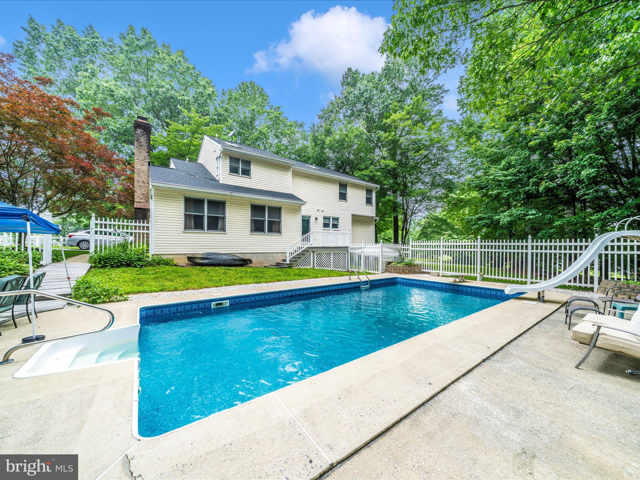 WHITE OAKS - Residential