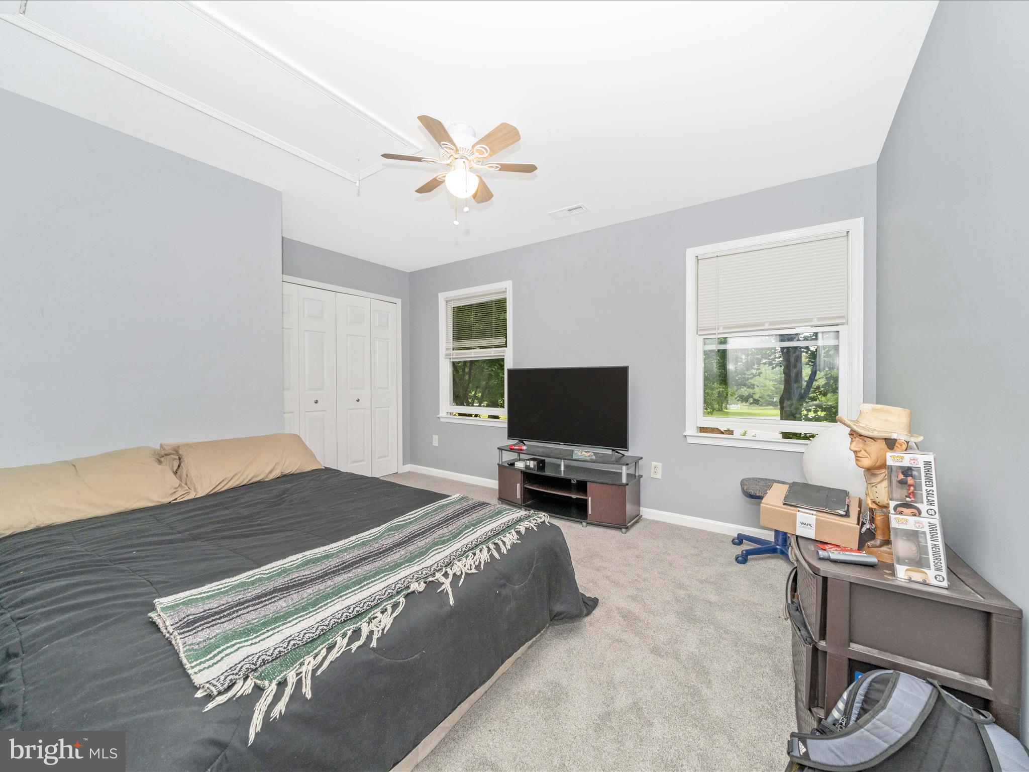 WHITE OAKS - Residential