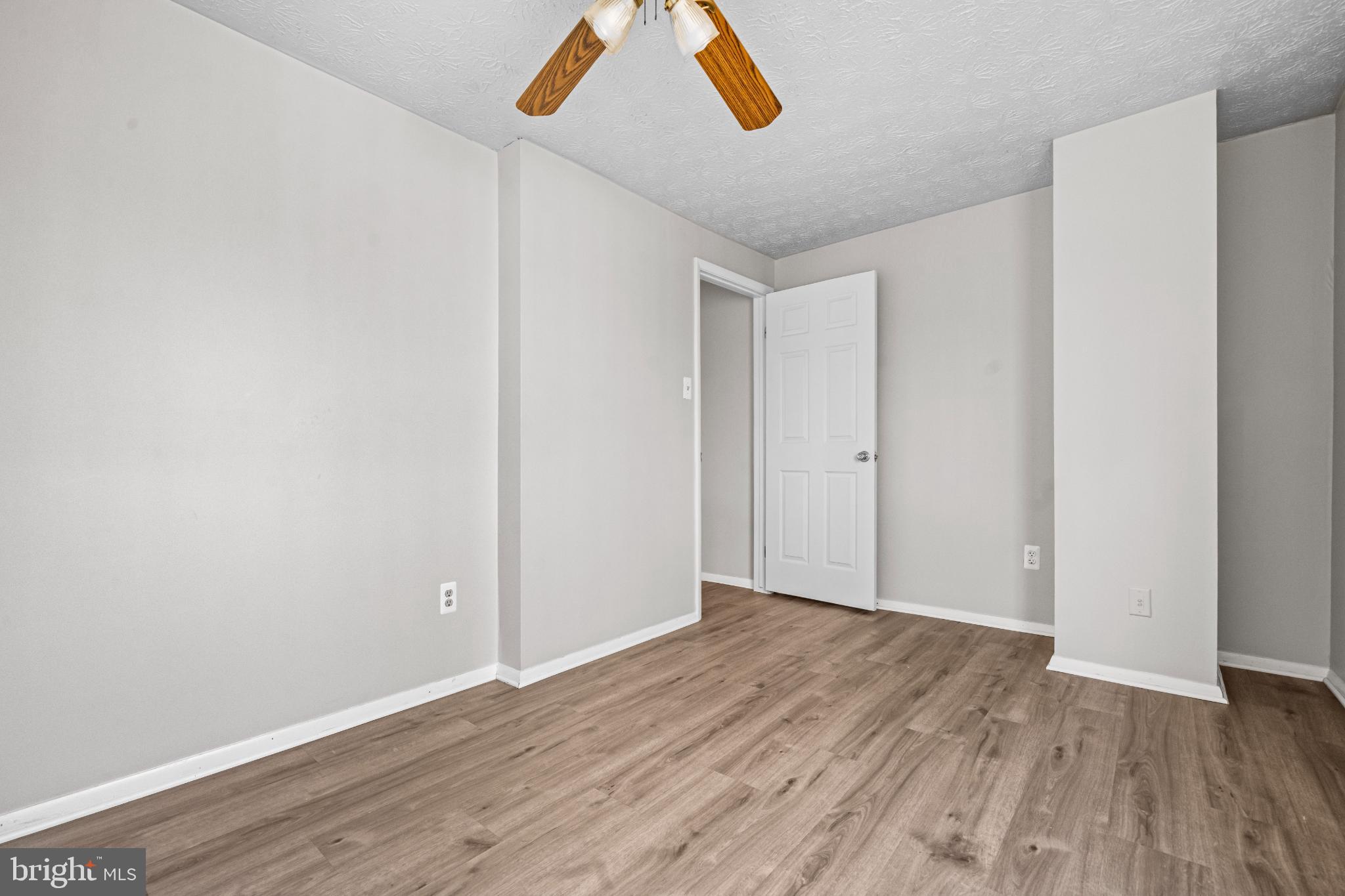 NEWINGTON COMMONS - Residential