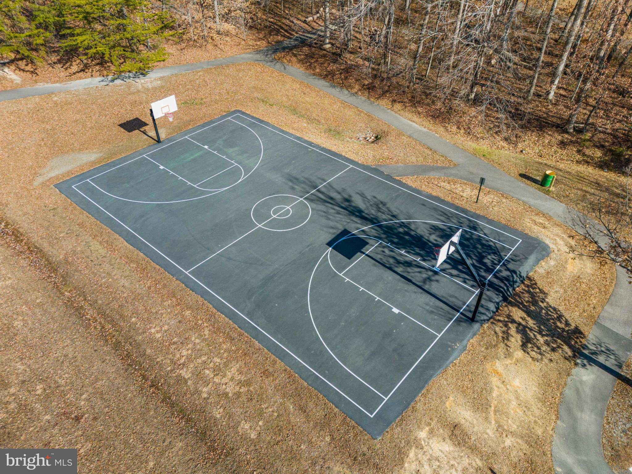 NEWINGTON COMMONS - Residential