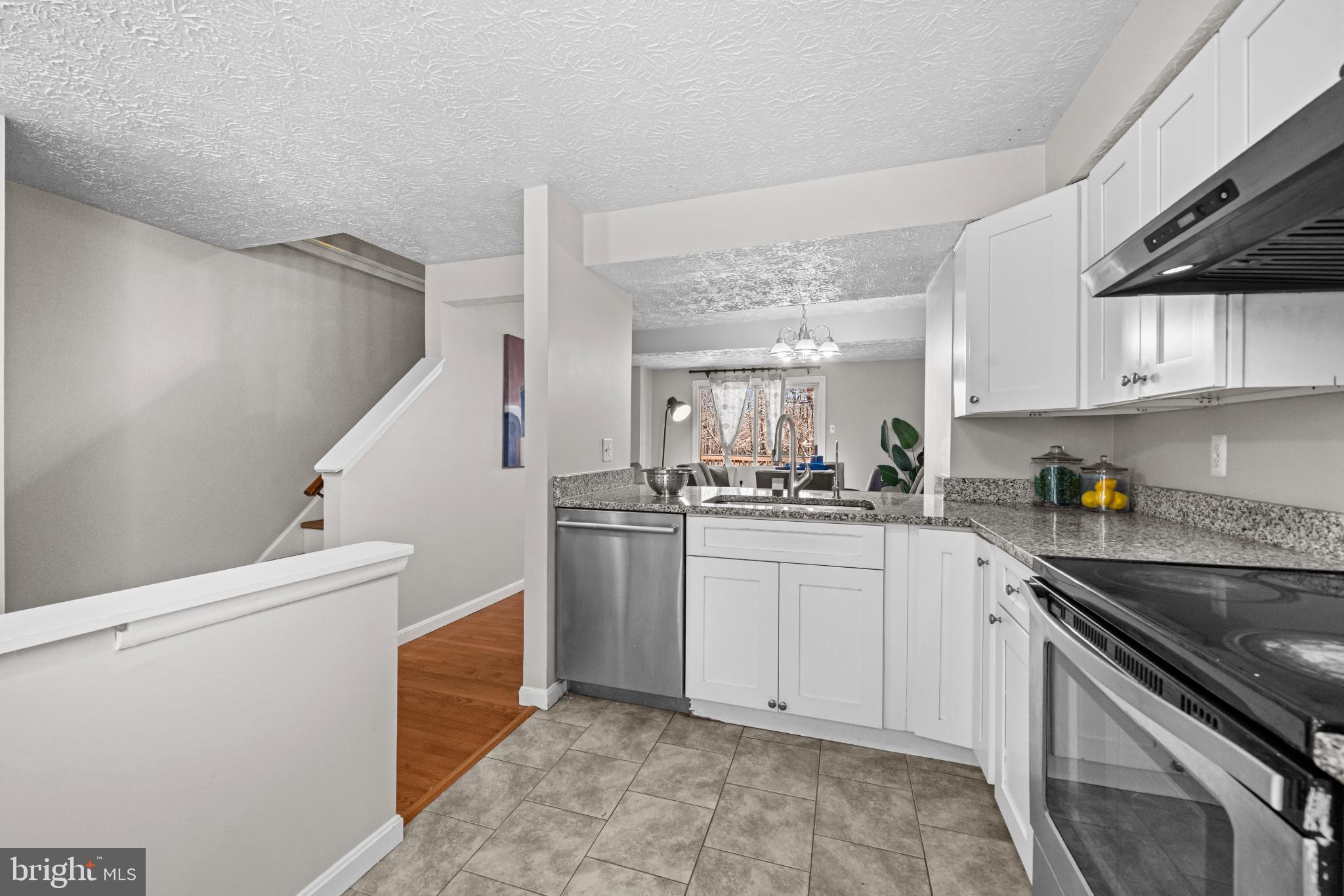 NEWINGTON COMMONS - Residential