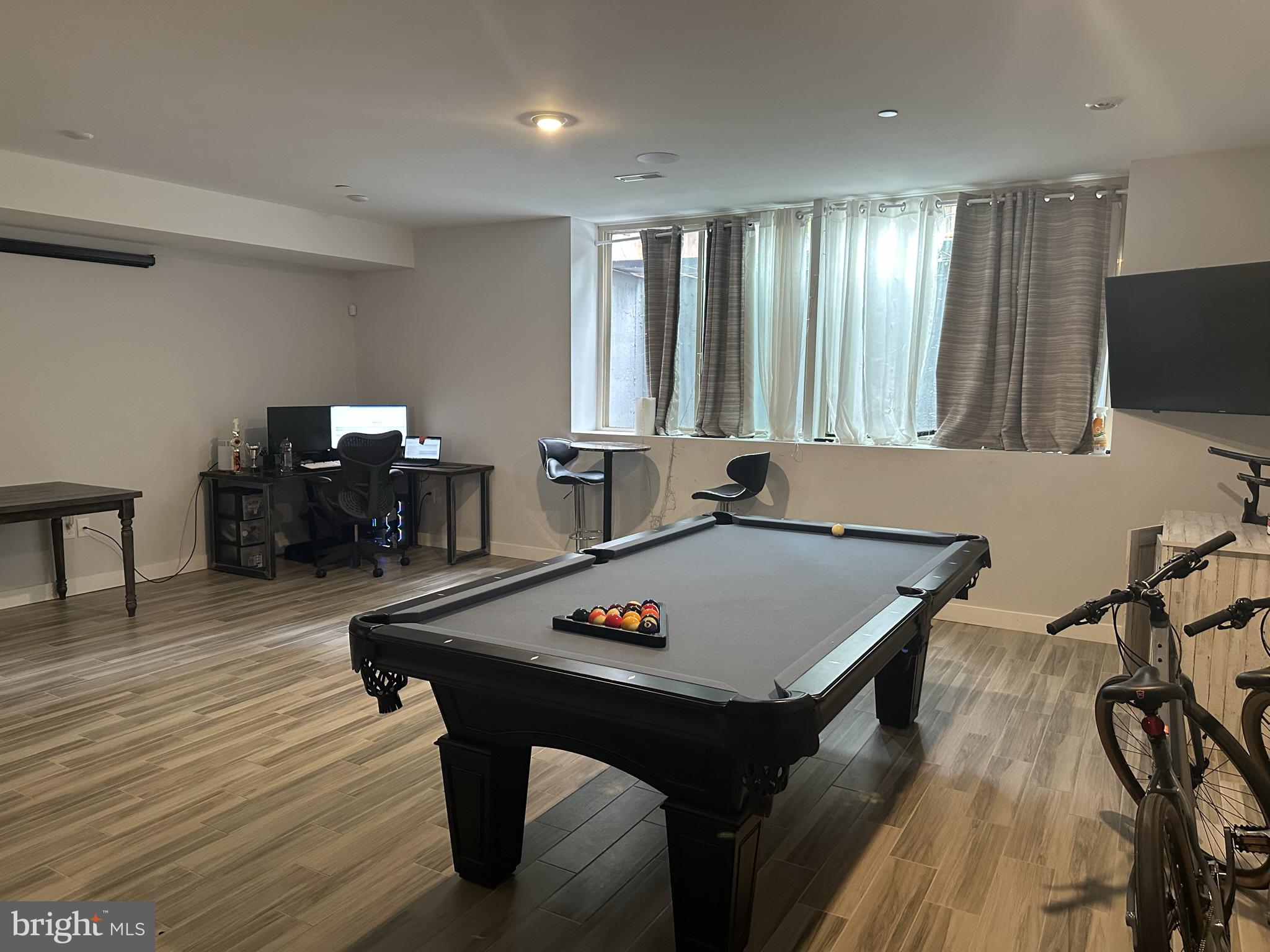 LUDLOW - Residential Lease