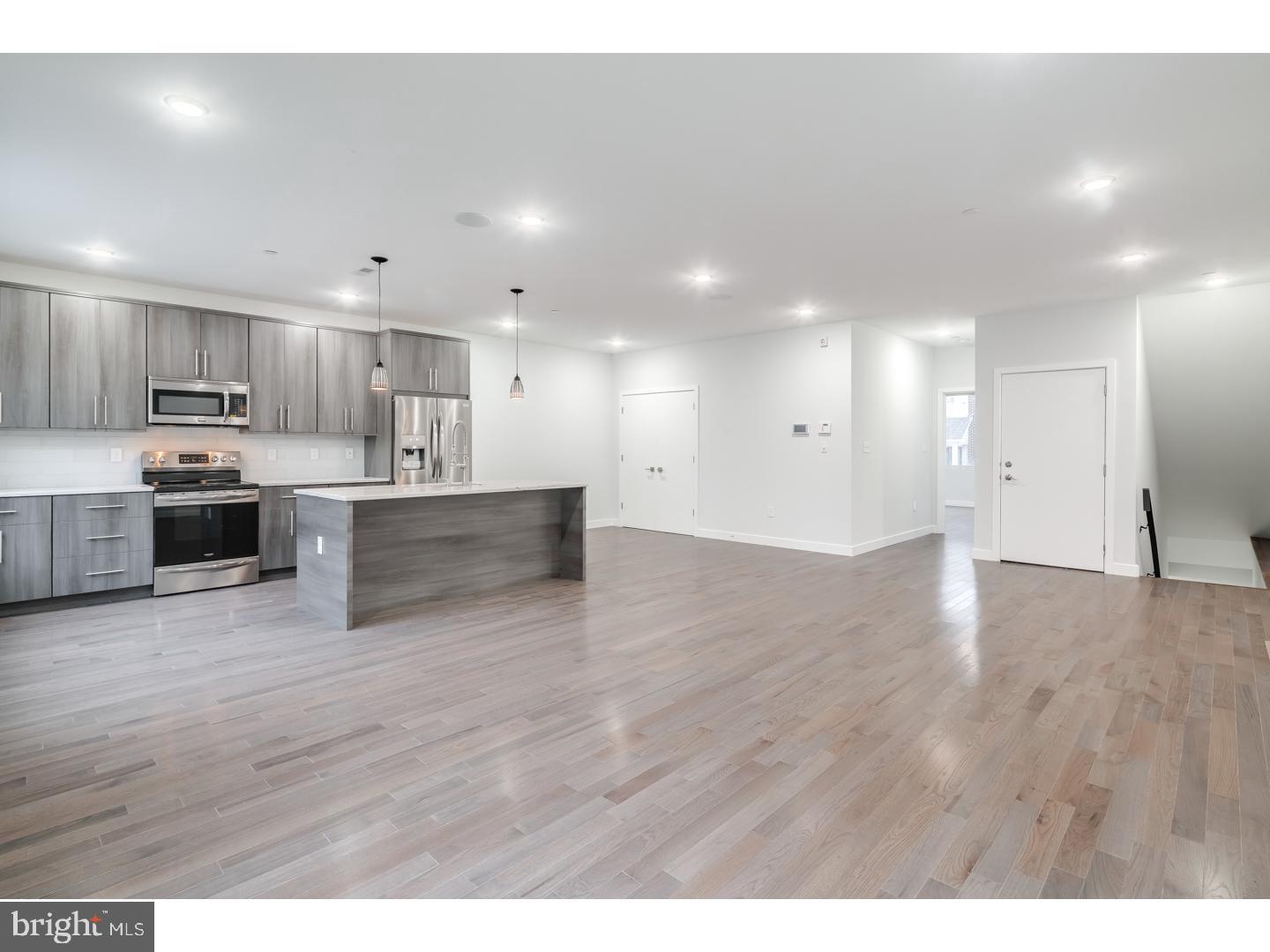 LUDLOW - Residential Lease