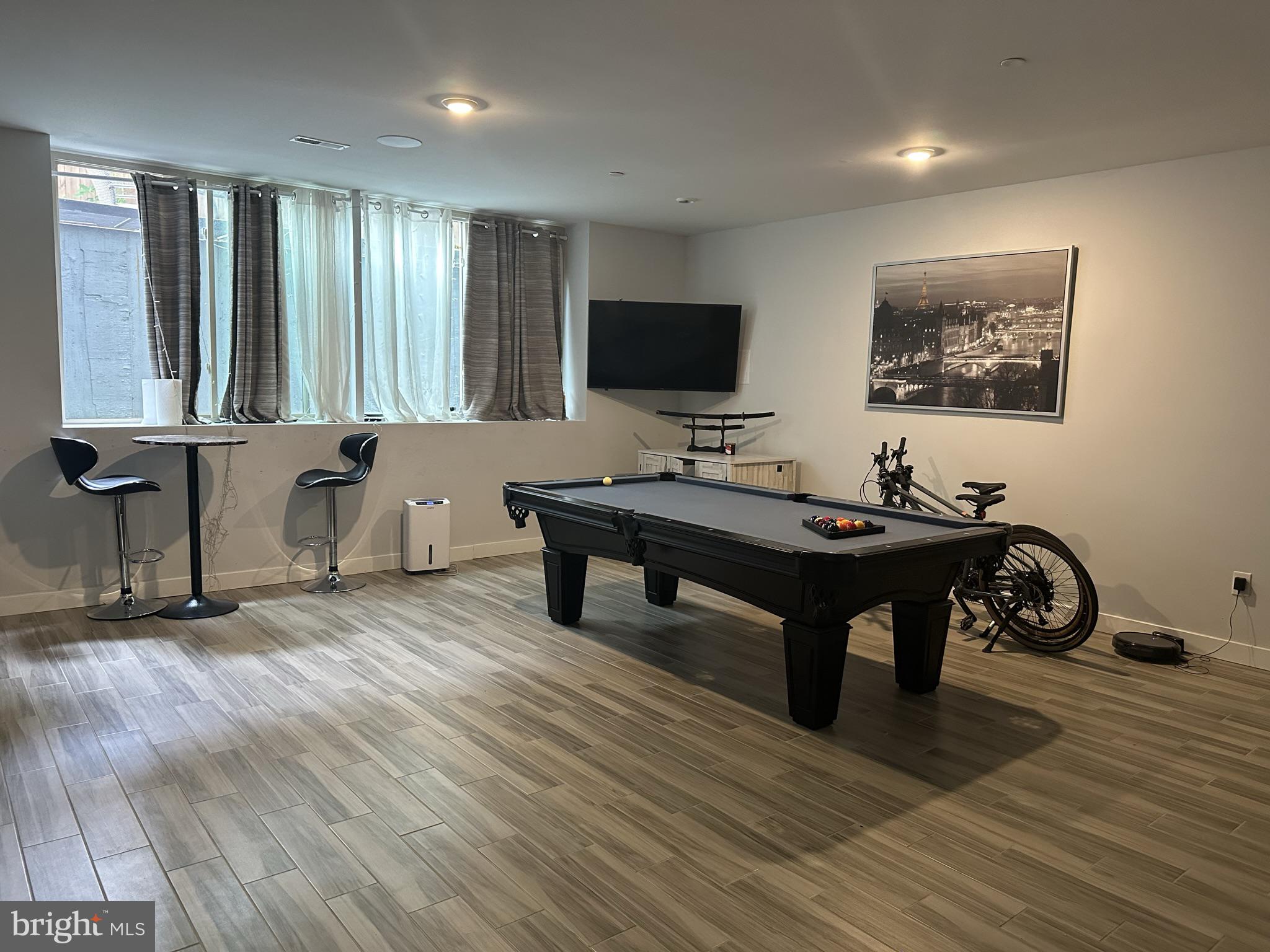 LUDLOW - Residential Lease