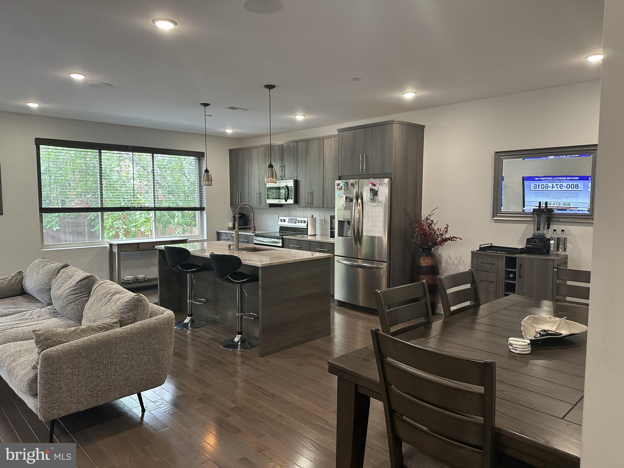 LUDLOW - Residential Lease