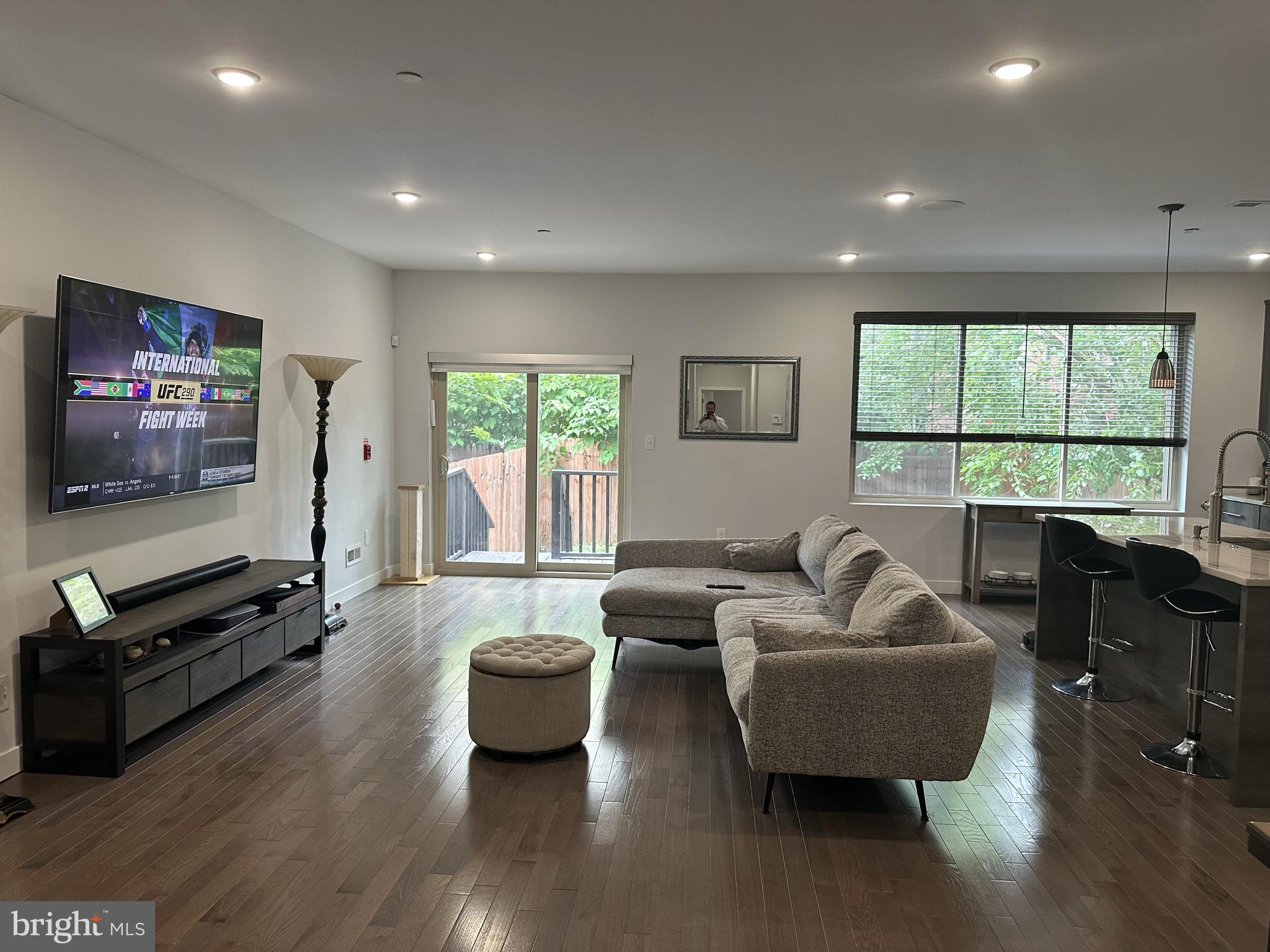 LUDLOW - Residential Lease