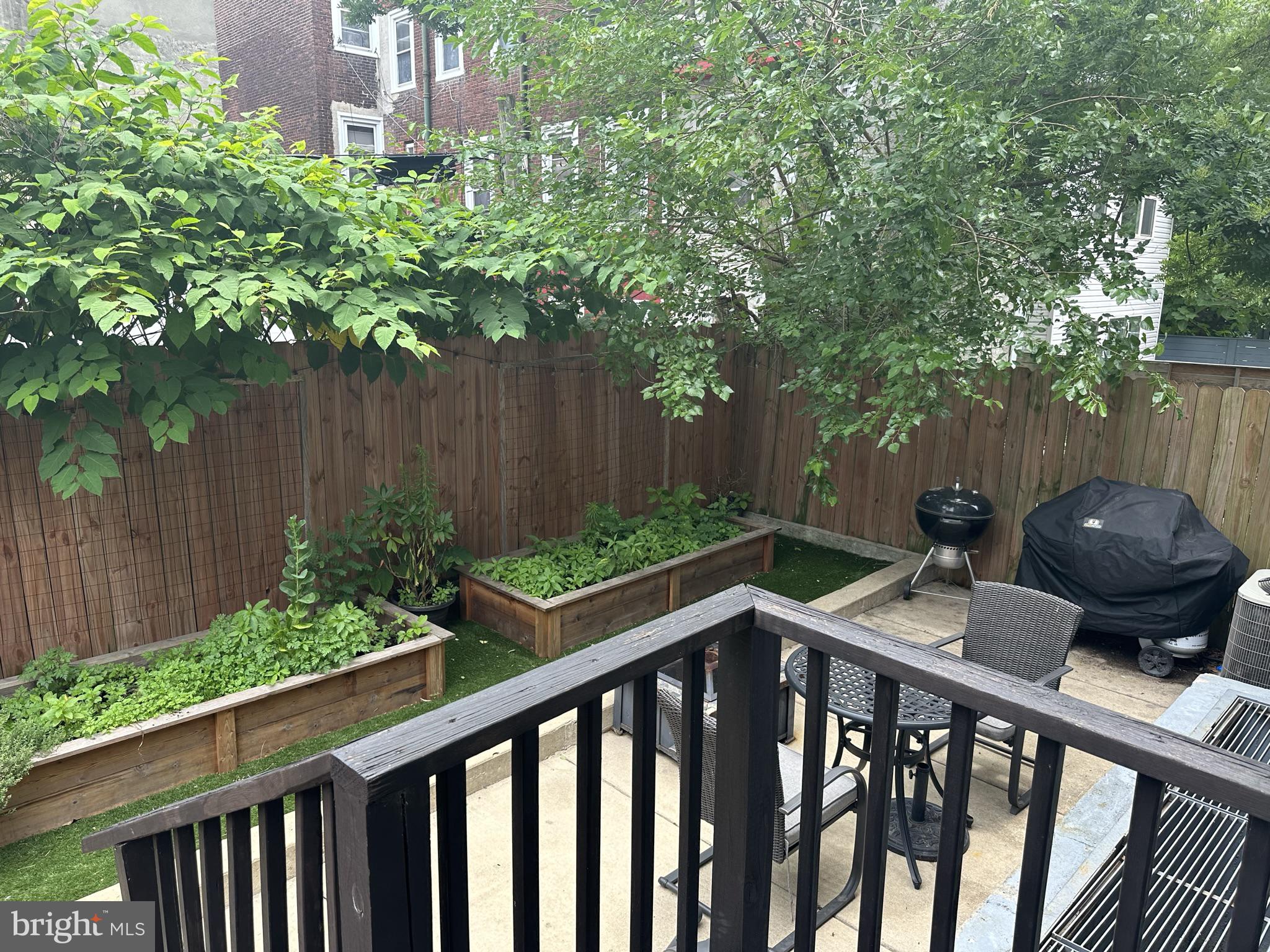 LUDLOW - Residential Lease
