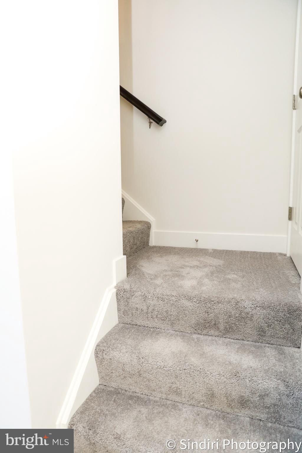 MADISON COURT - Residential Lease