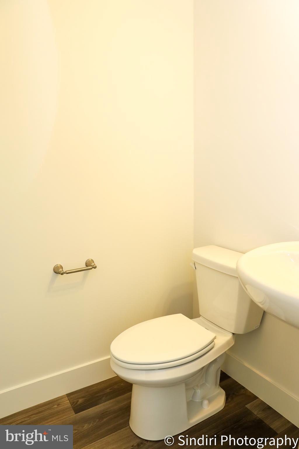 MADISON COURT - Residential Lease