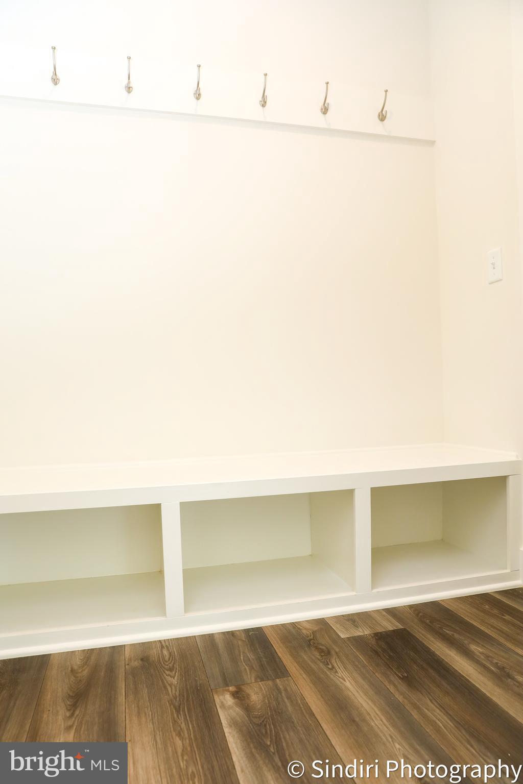 MADISON COURT - Residential Lease