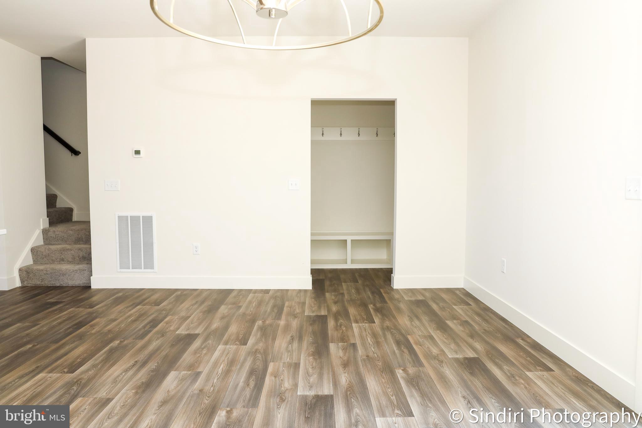 MADISON COURT - Residential Lease