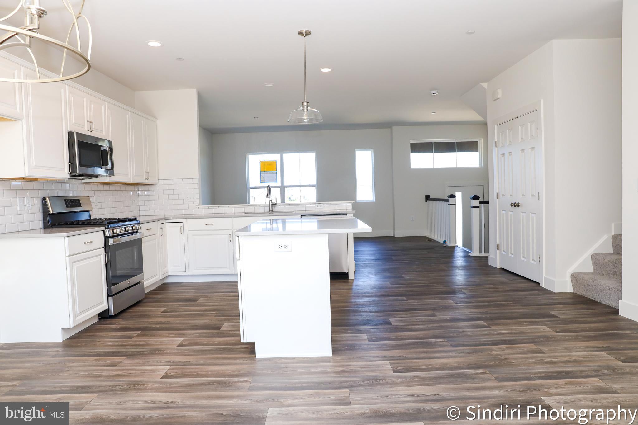 MADISON COURT - Residential Lease