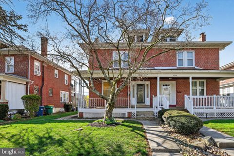 Photo of 2542 Cleveland Avenue, READING, PA 19609 (MLS # PABK2070430)