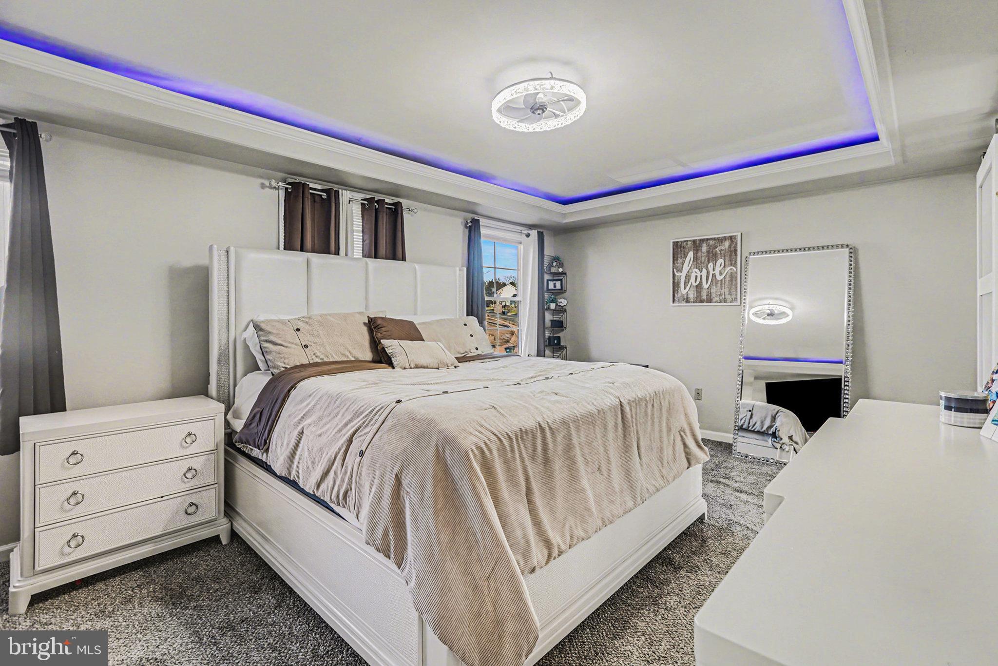 SUNNY HILL FARMS - Residential