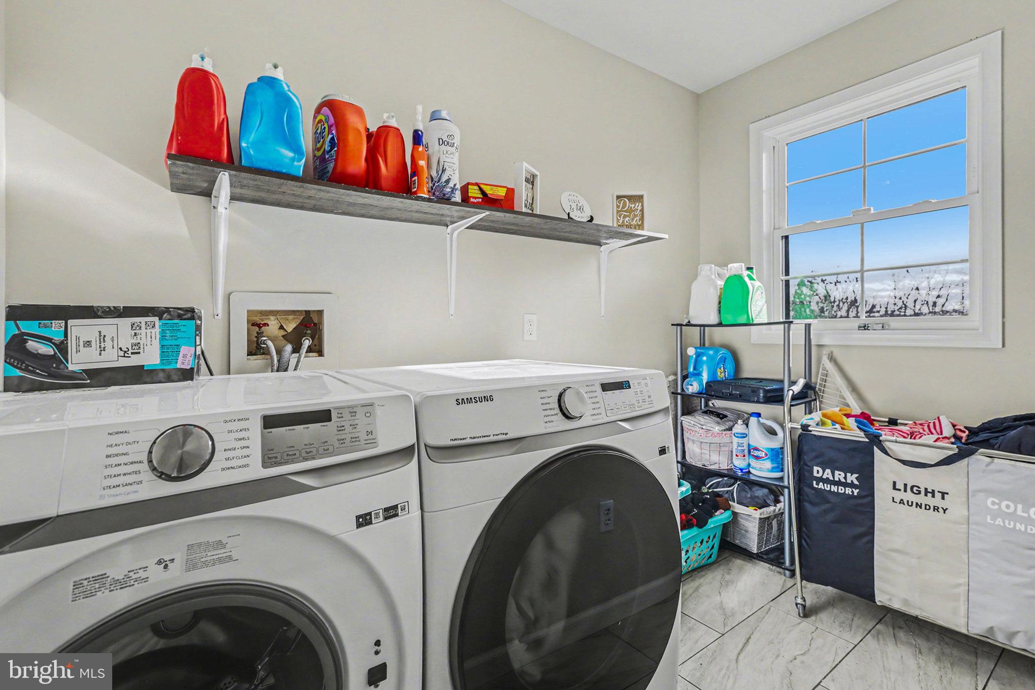 SUNNY HILL FARMS - Residential