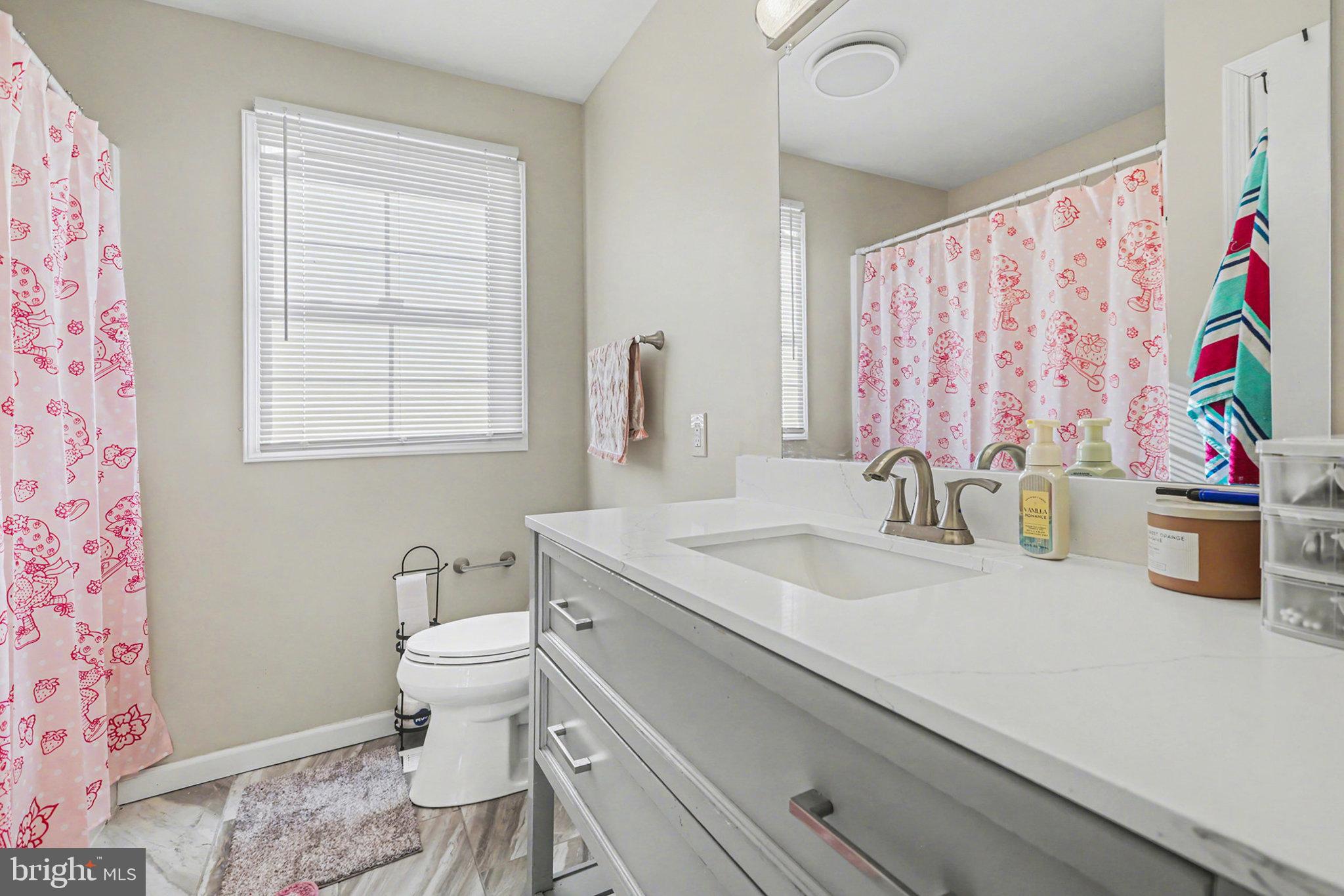 SUNNY HILL FARMS - Residential