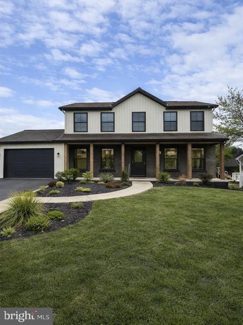 897 SUNNY HILL LANE HARRISBURG PA 17111