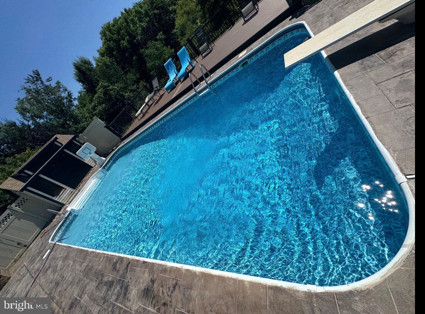 SUNNY HILL FARMS - Residential