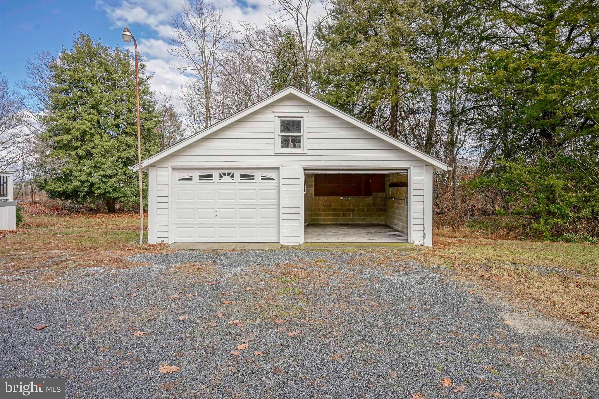 172 B STEWART ROAD 2ND FLOOR