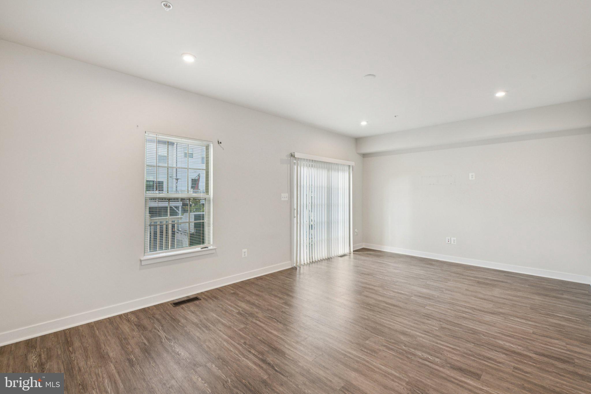 NORBOURNE PARK - Residential