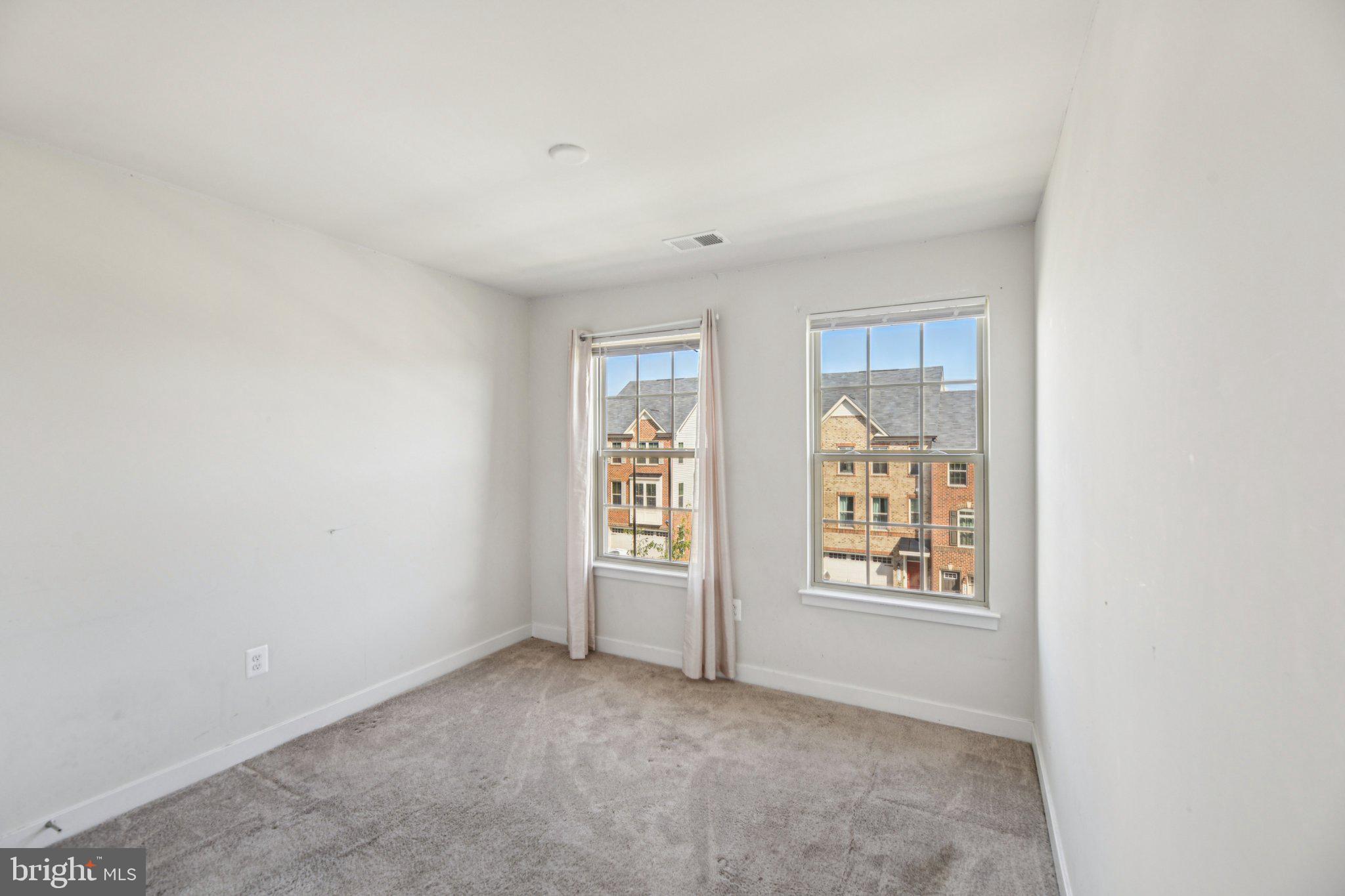 NORBOURNE PARK - Residential