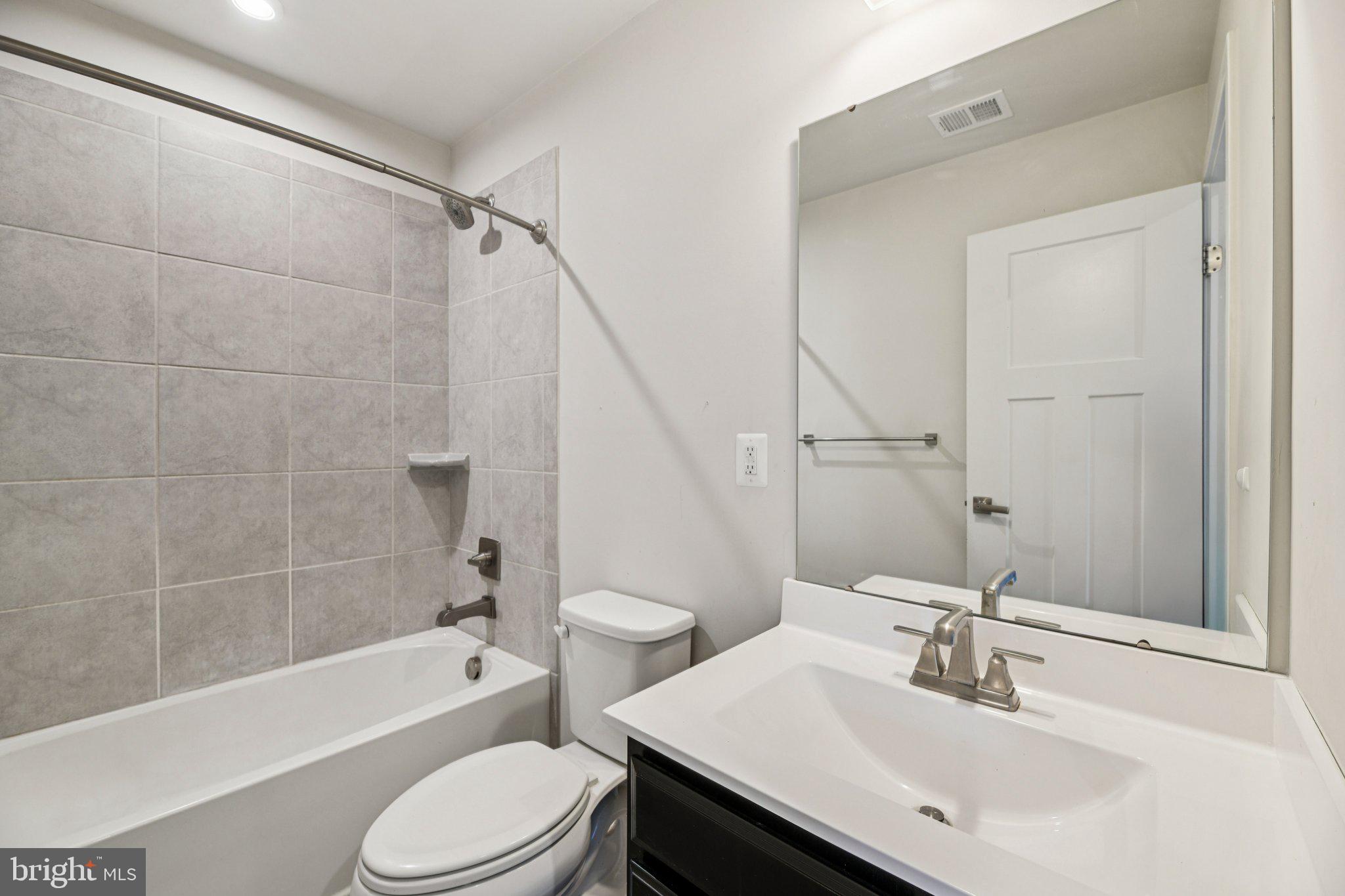 NORBOURNE PARK - Residential