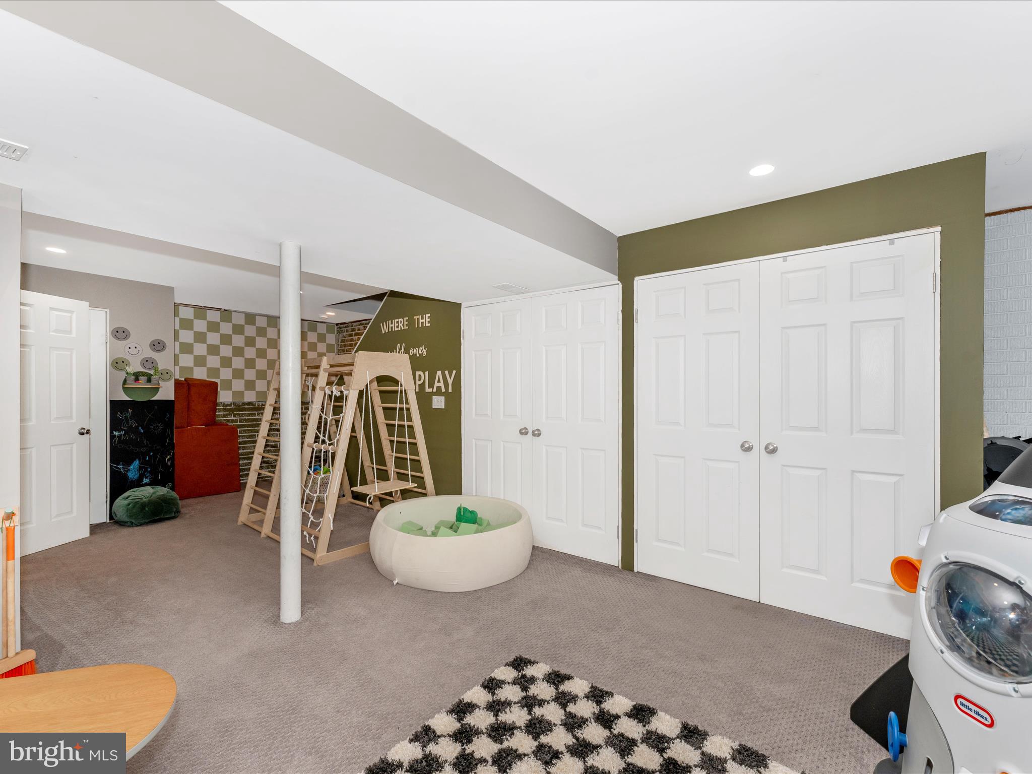 VILLAGE OF TALL OAKS - Residential