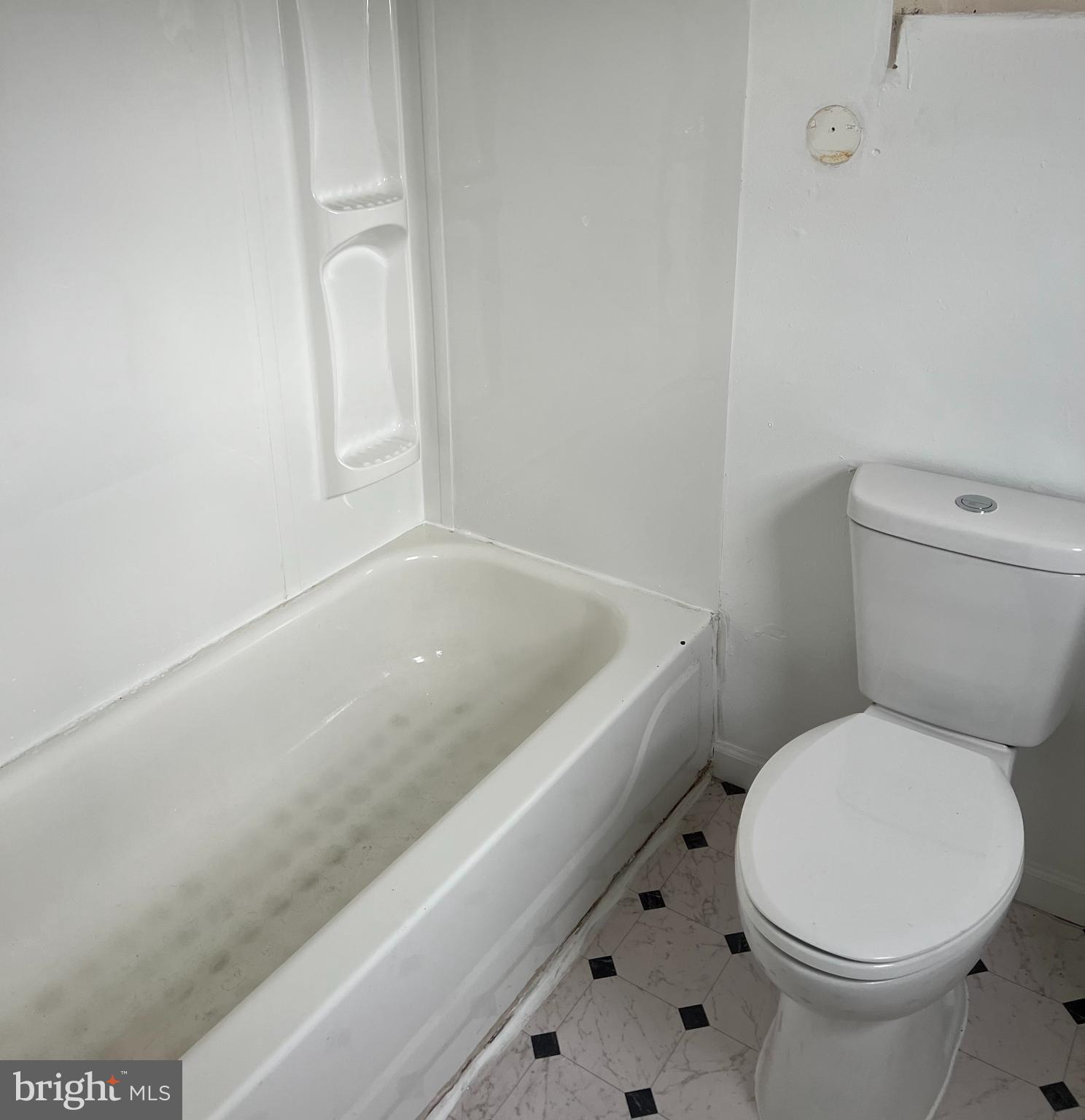 CURTIS BAY - Residential Lease