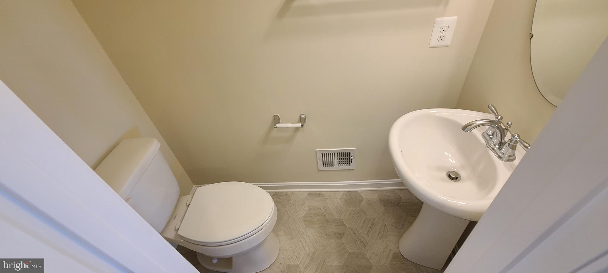 CLARK'S REST - Residential