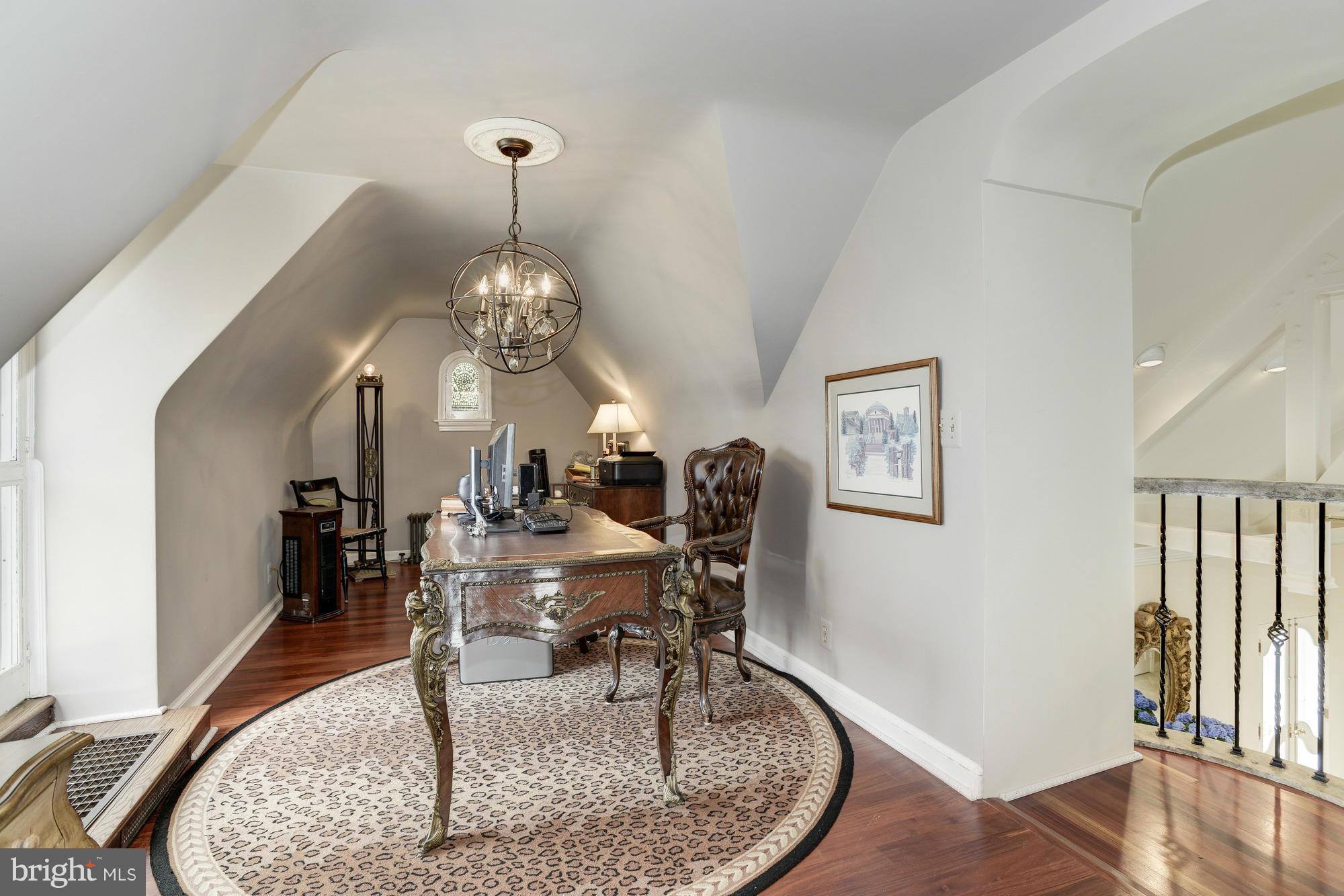 DIFFICULT RUN - Residential