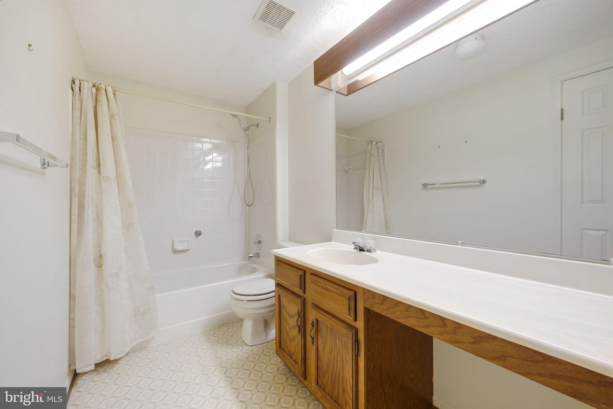 MONTCLAIR ST1 - Residential