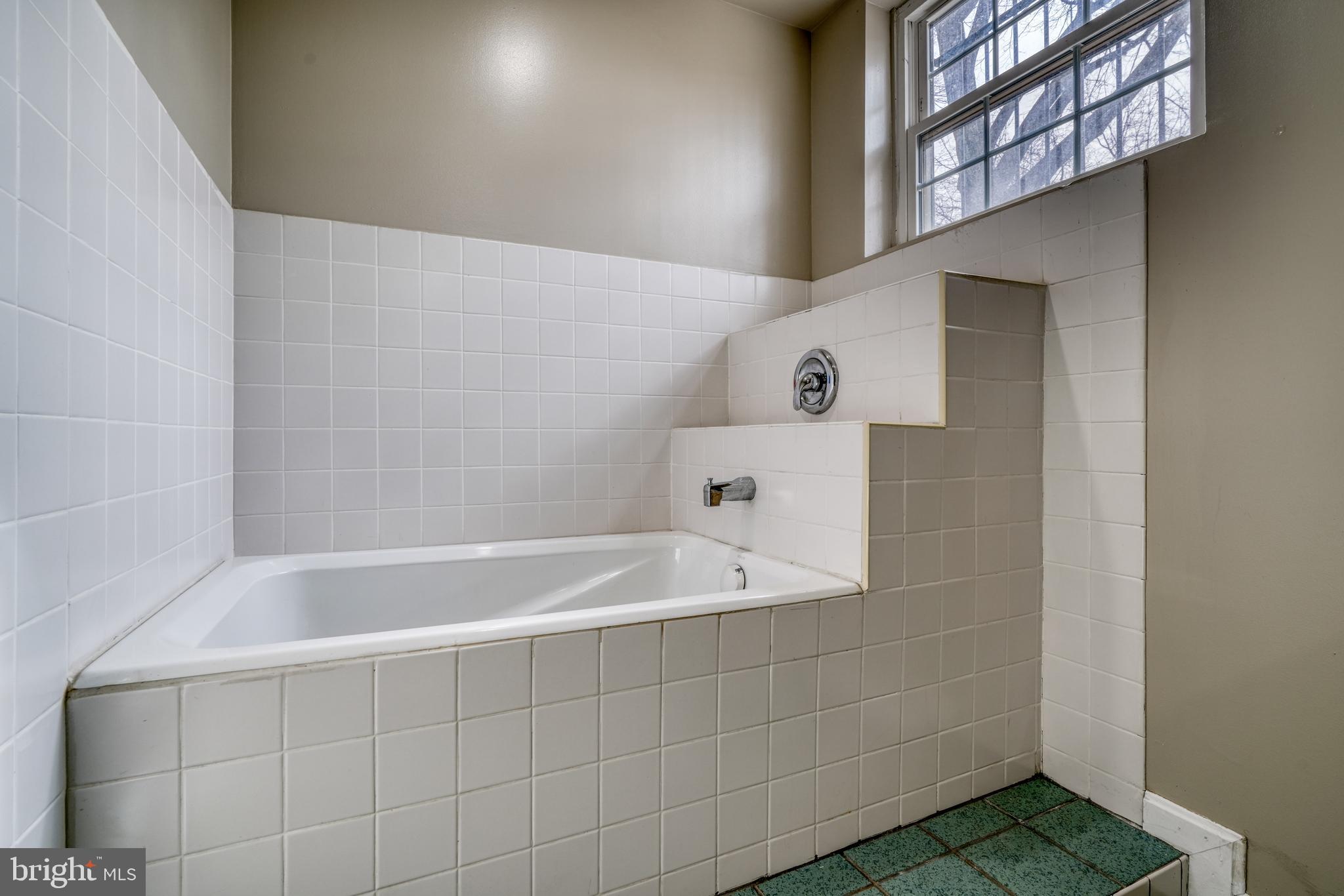 CANTON - Residential Lease