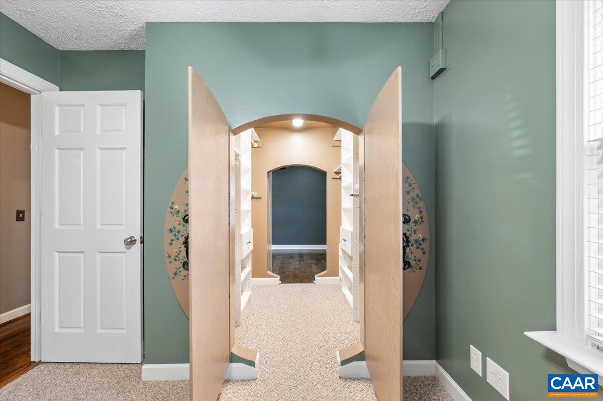 FOXWOOD - Residential