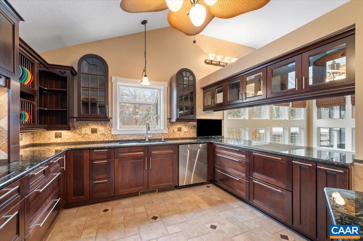 FOXWOOD - Residential