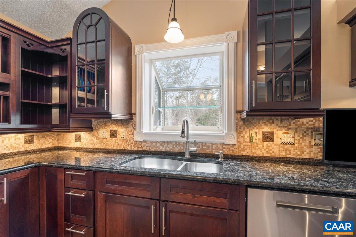 FOXWOOD - Residential