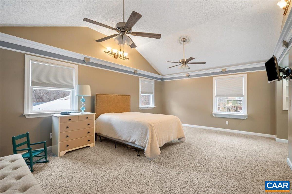 FOXWOOD - Residential