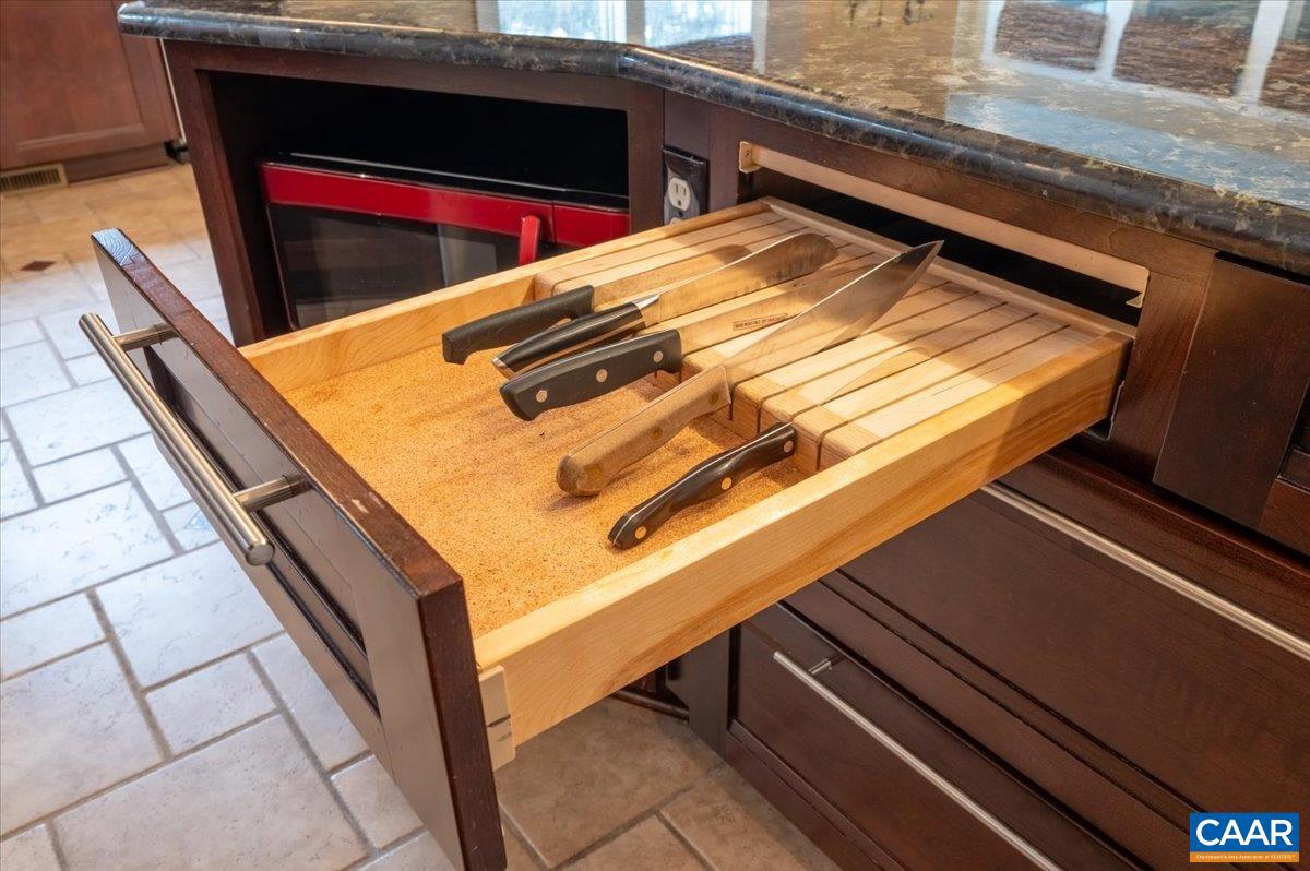 FOXWOOD - Residential