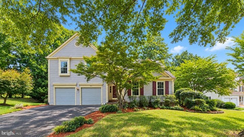 Photo of 6414 Bromfield Trce, CENTREVILLE, VA 20120 (MLS # VAFX2339056)