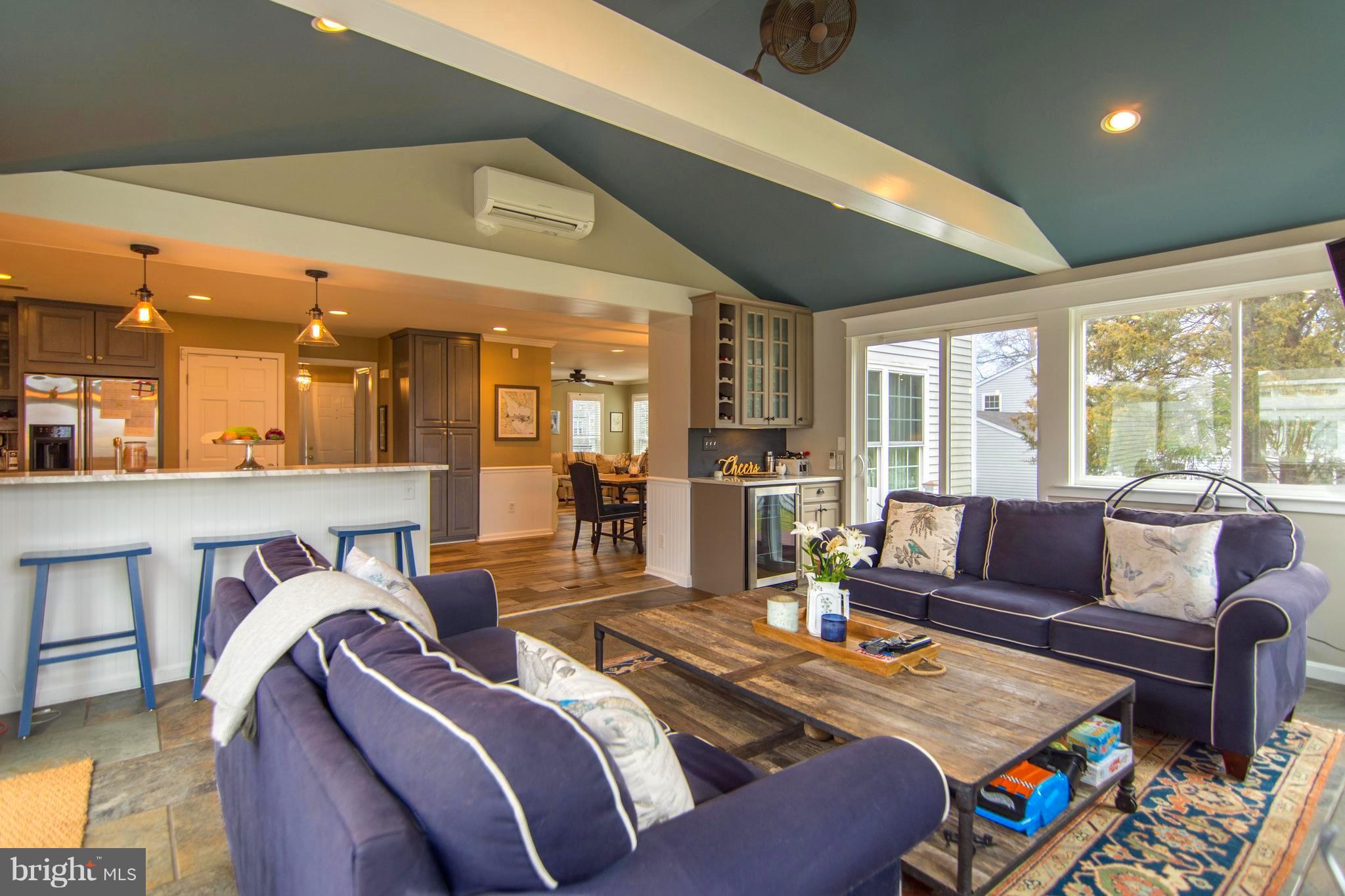 RIVERWALK/BLK WALNUT COV - Residential