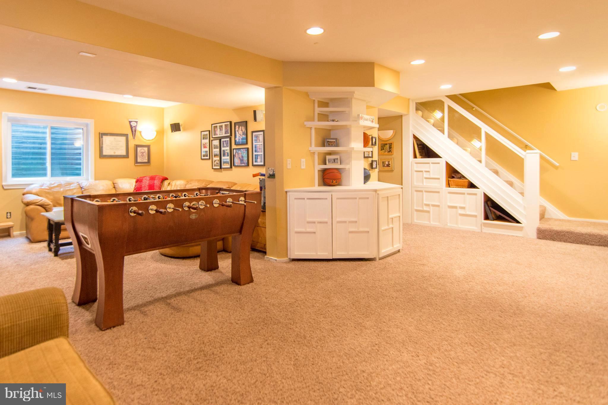 RIVERWALK/BLK WALNUT COV - Residential