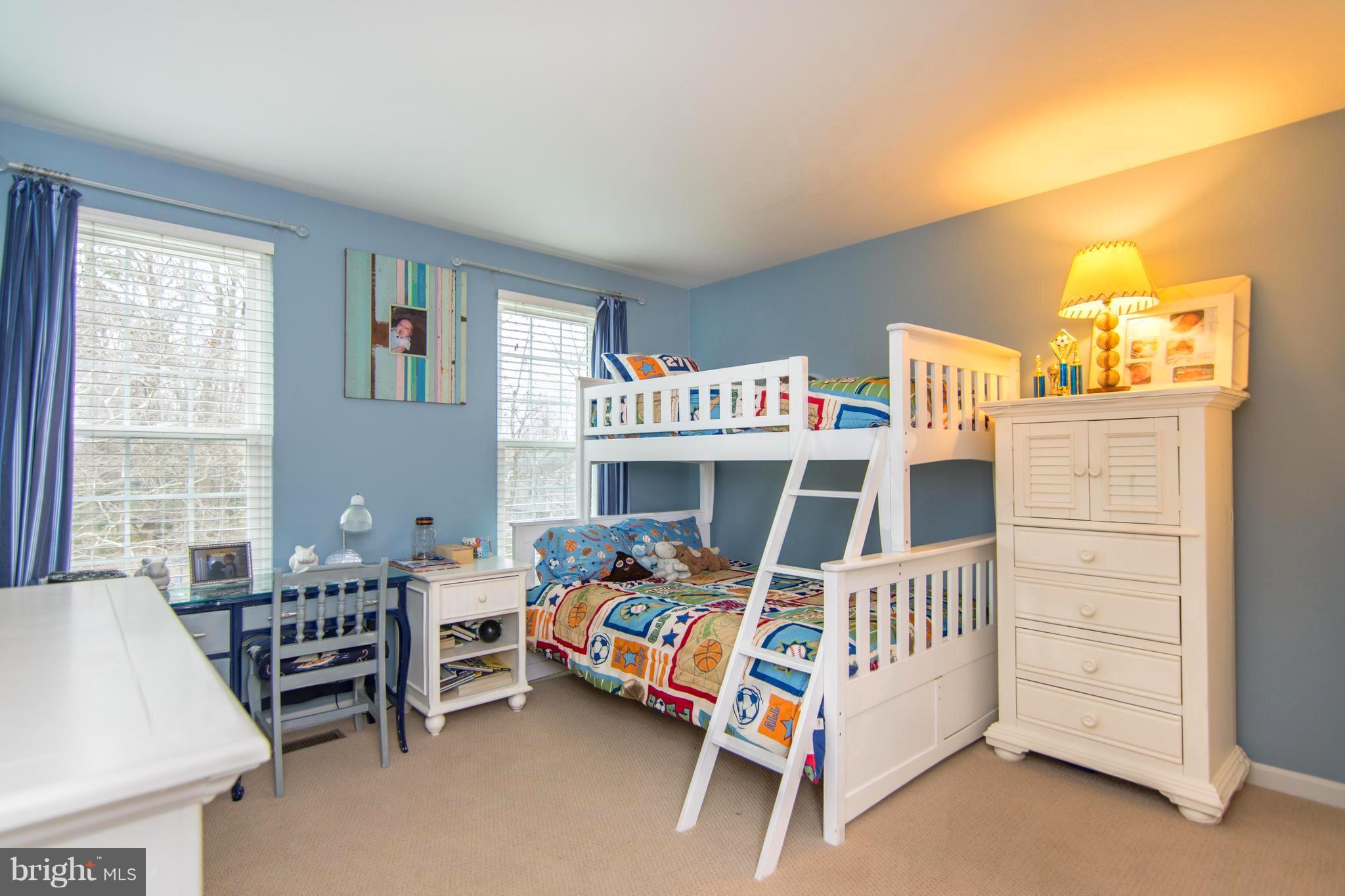 RIVERWALK/BLK WALNUT COV - Residential