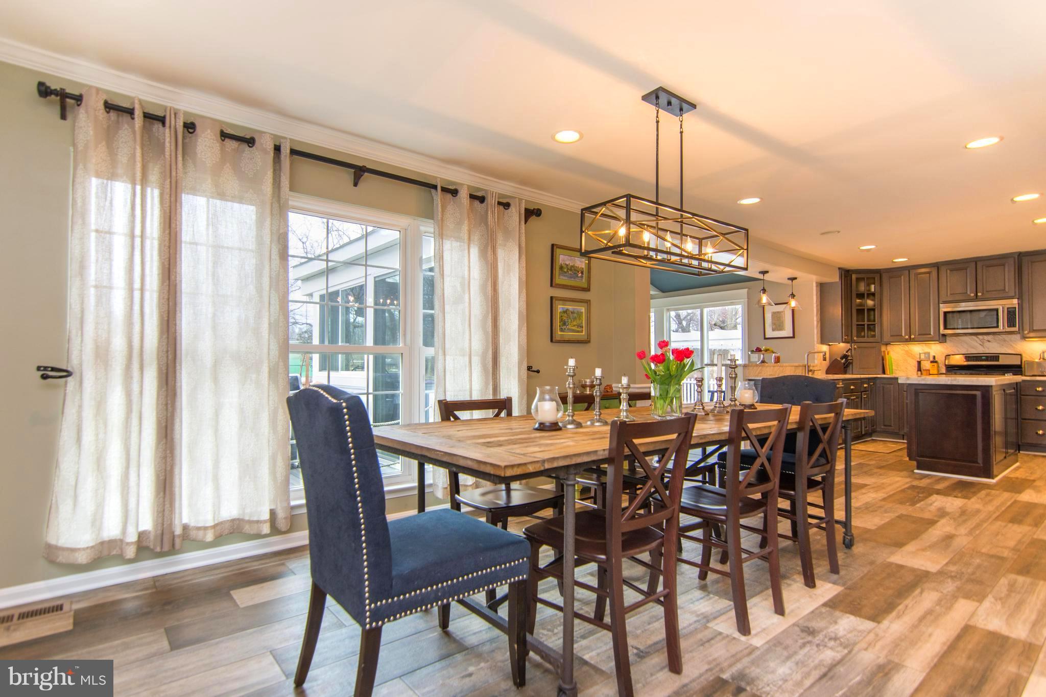 RIVERWALK/BLK WALNUT COV - Residential