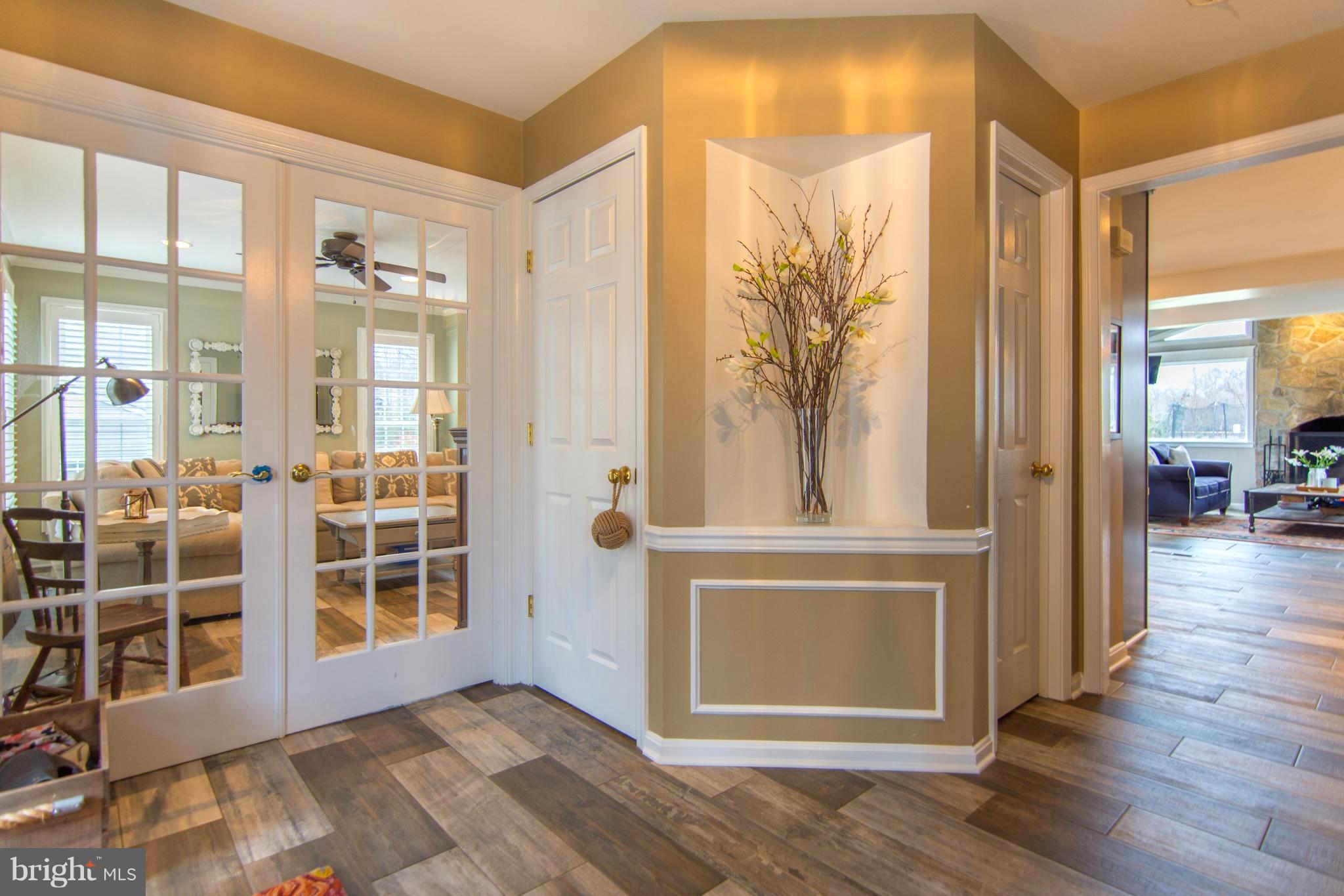 RIVERWALK/BLK WALNUT COV - Residential