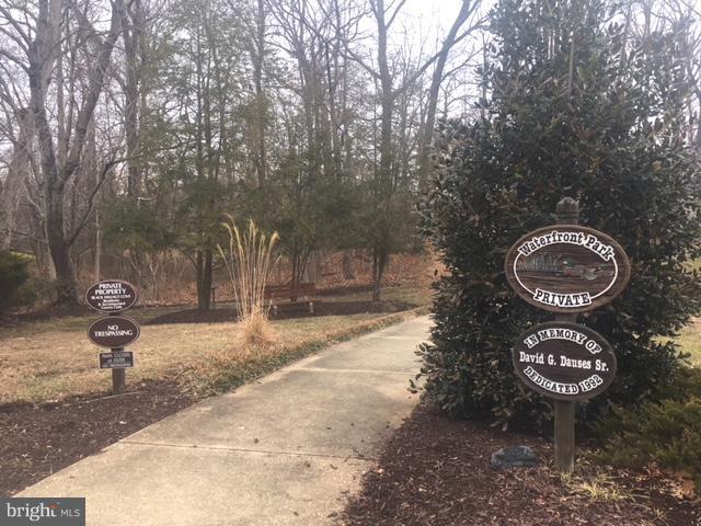 RIVERWALK/BLK WALNUT COV - Residential