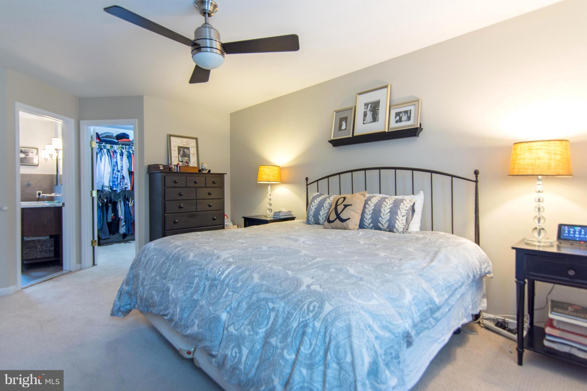 RIVERWALK/BLK WALNUT COV - Residential