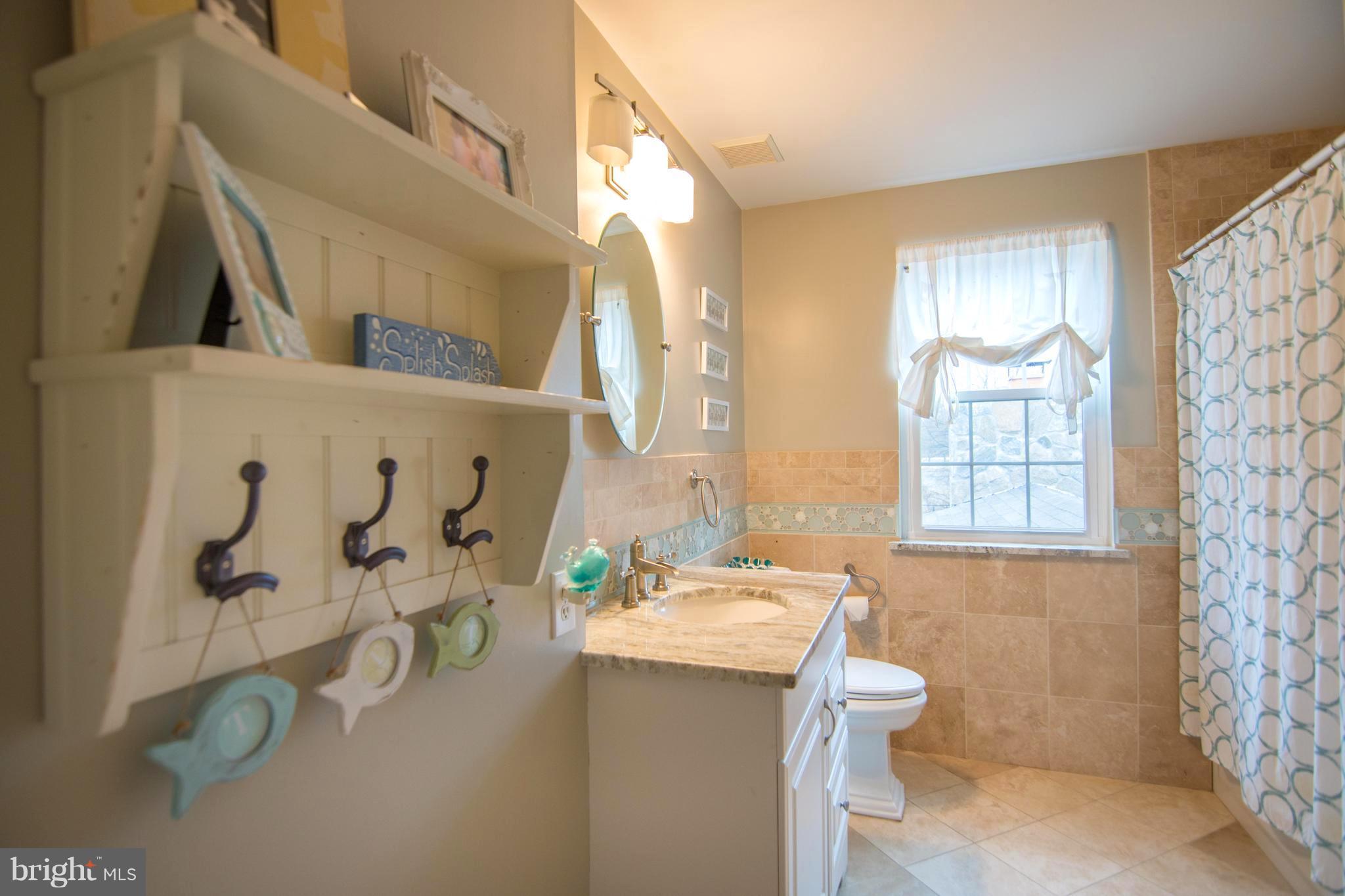 RIVERWALK/BLK WALNUT COV - Residential