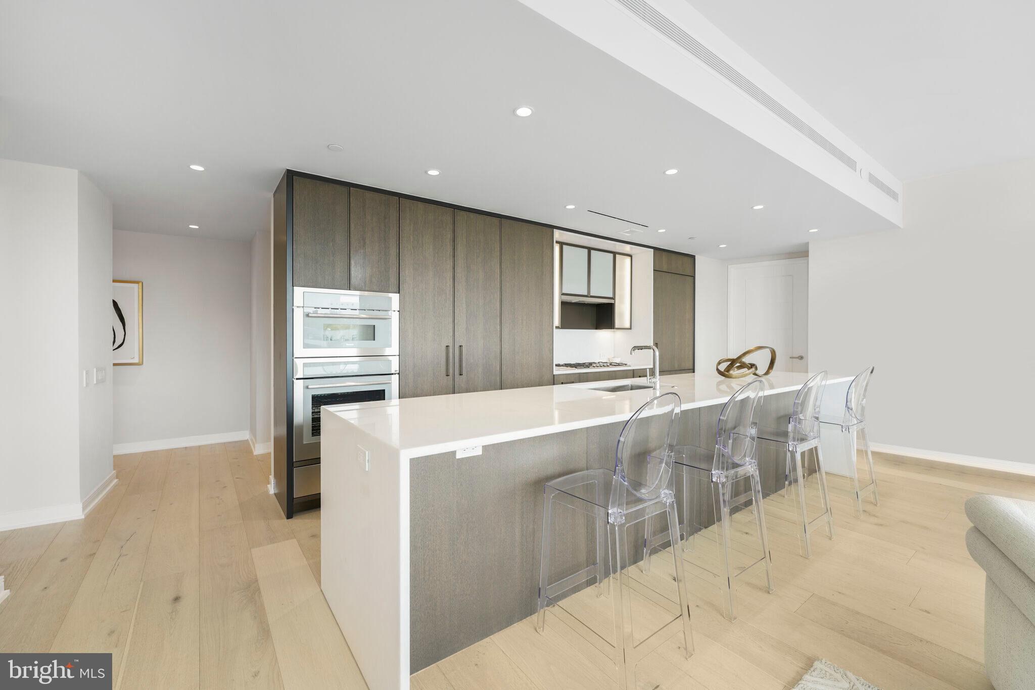 SOUTHWEST WATERFRONT - Residential